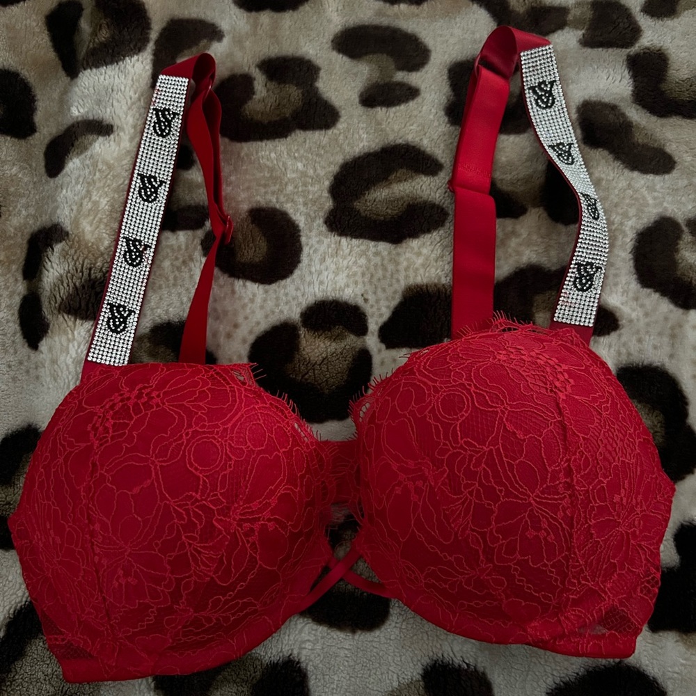 New bombshell VS bra blacke shine rhinestone red 34b
